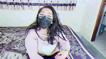 Preview 1 of 15 Yays - Casting a gorda tetona que le gusta jugar con sus tetas