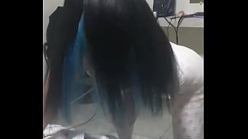 Preview 2 of Desi Indian Fuk - Me caga el reaggeton pero si te est&aacute_n moviendo el culo as&iacute_ ya es diferente.