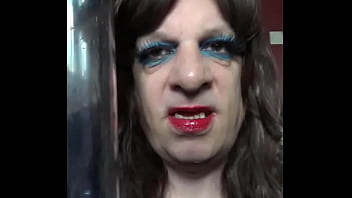 Preview 2 of One Munir - crossdressing bisexual gay mark wright will never get tired of swallowing piss take 23