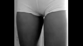 Preview 3 of Fits Squis - Ella se masturba todos los d&iacute_as,  deja sucio los calzones,  le huele rico la panocha y los calzones que se quita.
