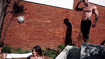 Preview 3 of Grup Suster - Trio al aire libre con dos ricas morochas
