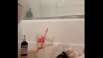 Preview 2 of Bubblebut Milf - hot dog