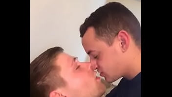 Preview 2 of Dige Kssen - Tongue love