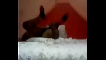 Preview 1 of Www Nudeafrica Com - BAJANDOME LO CALIENTE CON ESTE PUTITO
