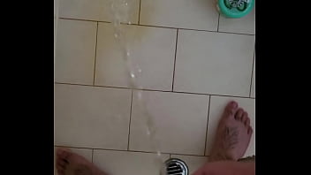Preview 4 of Seachwww Video Ufym Com - Peeing in the shower - solo boy