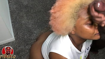 Preview 4 of Xxxvidio 69 - VonMadeEm &amp_ MsHoneyRoseATL Public Bus Dick Sucker