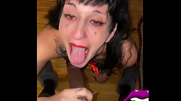 Preview 1 of Anal Sex Granny - What&#039_s Better Seinfeld Or This Throat