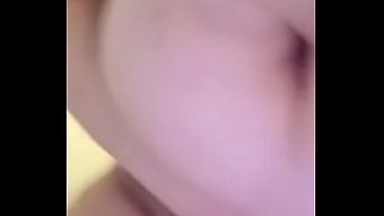 Preview 4 of Wet Tshirt Big Tits - Me meo en tu cara