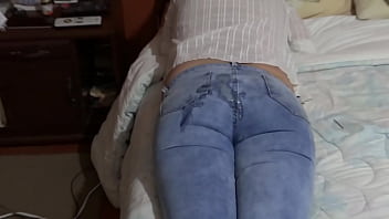 Preview 3 of Xxx Sex Youporncom - MY best friend after fucking her,  makes a big cumshot on my wife&#039_s ass with her jeans on