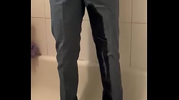 Preview 2 of Abi Solo Mal - Wetting by blue pants