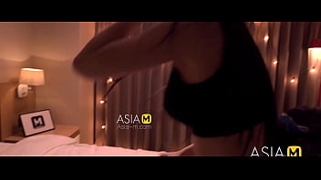 Preview 2 of Bluefelm - ModelMedia Asia-Horny Christmas - Wife Swap-Xia Qing Zi-MDL-0004-Best Original Asia Porn Video