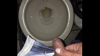 Preview 2 of Marsha May Pussy - Haciendo pis