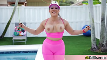 Preview 1 of Men Icking Women Pussy - Chubby wife wants to be pregnant again but how to achieve this secret goal