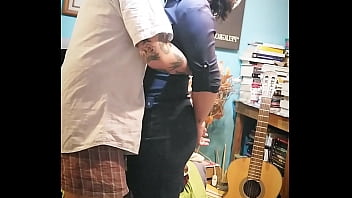 Preview 1 of Amateur Bbc Painal - Le doy tremenda mamada a amigo de mi novio pagando apuesta