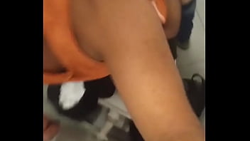 Preview 2 of Hd Kitten Spanks - Dando no banheiro bem gostosinho