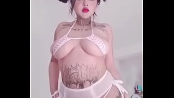 Preview 1 of Sleeping Seex - Tatuada peituda se exibindo