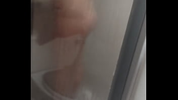 Preview 1 of Mom And Son Sexx Full Movies - Curiosa en un rico ba&ntilde_o,  quien me da una talladita!!!!!