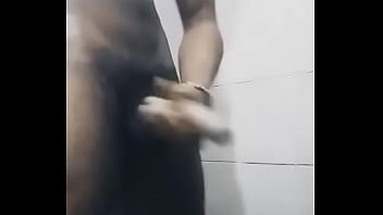 Preview 4 of Small Boby Xxx - Moreno juega con su verga se masturba (brylanez)
