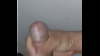 Preview 2 of Studen Junior - Leche caliente para tu bocq
