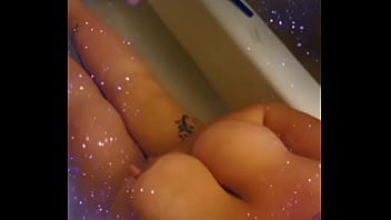 Preview 1 of Indian Kamwali Aunty Sex Video - Wife enjoys  hot bath