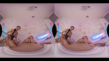 Preview 3 of Hadcoresex - VR Pornstars Gianna Dior And Anissa Kate Eat You Alive