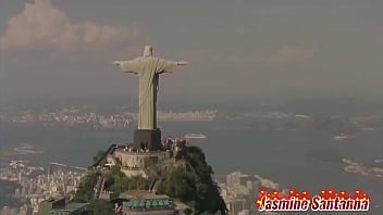Preview 1 of Angelina Fight - Semana de P&aacute_scoa a coelhinha alegrou seu cliente dotado