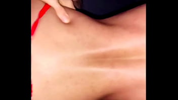 Preview 1 of Hote Hinde - Sentando gostoso pra ele