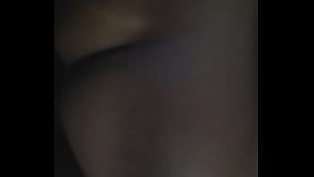 Preview 1 of Xxxxxuu - Fudendo a bucetinha da amiga casada em uma rua deserta,  ela cheia de tes&atilde_o ficou louca quando viu o pau solu&ccedil_ando,  cai de boca e ficou com a buceta molhadinha,  gozou muito na pica do SoteropolitanoMalvado
