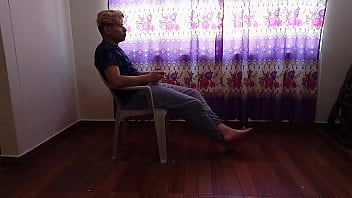 Preview 1 of Cuckold Captions Tumblr - Mi hermanastra mientras estoy jugando videojuegos comienza a seducirme para sacar toda mi leche mientra no esta su esposo