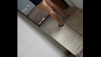 Preview 1 of Dog Xxx In Hindi - Novinha safafa que sabe provocar