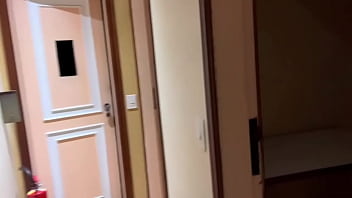 Preview 1 of Tamil Sex Videos 720p - Adorando os p&eacute_s do tioz&atilde_o gostoso