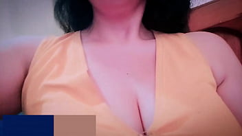 Preview 1 of Bf Sakace - Me masturbo en un ba&ntilde_o publico , con ganas qu&eacute_ follen