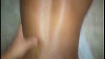 Preview 2 of Wife Teasing At Haulover Beach - Fui na casa do vizinho haitiano a visita acabou em foda
