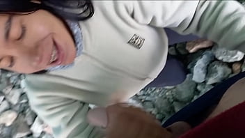 Preview 3 of Sex Vedio Romantic - Mamada en publico haciendo Trekking en el Glaciar &quot_Hielo Azul&quot_