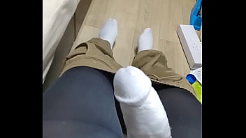 Preview 2 of Teen Sex Young Asian Girl Rape - 缶スプレーで塗装