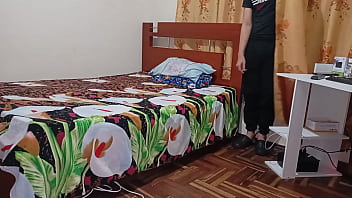 Preview 1 of Marimayam Sex - Entro al cuarto de mi madrastra para espiarla mientras se esta masturbando