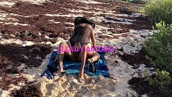 Preview 2 of Teen Titans Raven Starfire - JOVEN ME HACE SU PUTA EN LA PLAYA