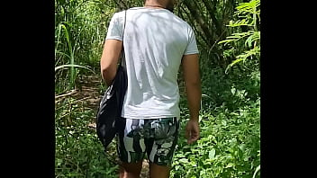 Preview 4 of Bbw In Scat - Procurando homens safados perdidos no meio do mato pra meter gostoso