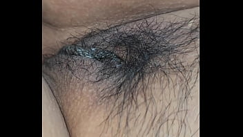 Preview 2 of Indian Bra Seller Sex - Le gusta mostrar los peluches