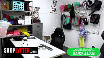 Preview 1 of Step Mymmy - Shoplyfter - Big Assed Curvy Teen Gets Her Wet Pussy Fucked By Officer For Stealing Sunglasses