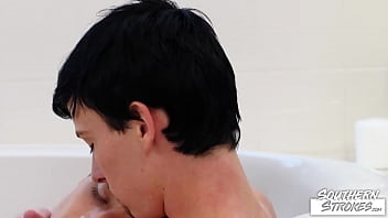 Preview 1 of Mete Me - SOUTHERNSTROKES Gays Chris Summers And Zack Love Blow Dicks