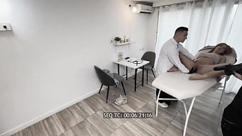 Preview 2 of Dani Danial Kiss - Juan Bustos VOYEUR #03 Caro Gomez &amp_ Andres Bottero - Behind the Porn