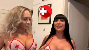 Preview 1 of Wwseksi Video - Threesome With Briana Banderas Valentina Ricci