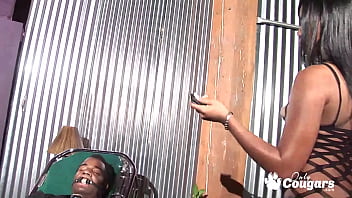 Preview 1 of Xxxey Bideo - Lady Armani Wraps Her Big Black Lips Around A BBC