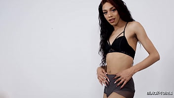 Preview 2 of Malayam Xxxvido - BLACK TGIRLS: Bussin Ms. Brooklynn