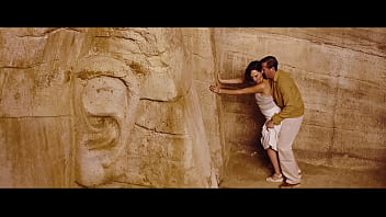 Preview 4 of Xxxbidesi Video - Gal Gadot Hot Scene