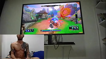 Preview 3 of Xvideos Black Mom - This boy gets playing video games naked