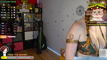 Preview 3 of Film Sex Sarakhan - Hot Babe Leia Organa Cosplay from Star Wars showing his skill with the saber