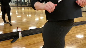 Preview 2 of Mia Serene - Perfect Ass On Girl at the Gym