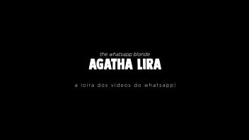 Preview 4 of Drunken Gf - Gosta de tomar leitinho no carro?
